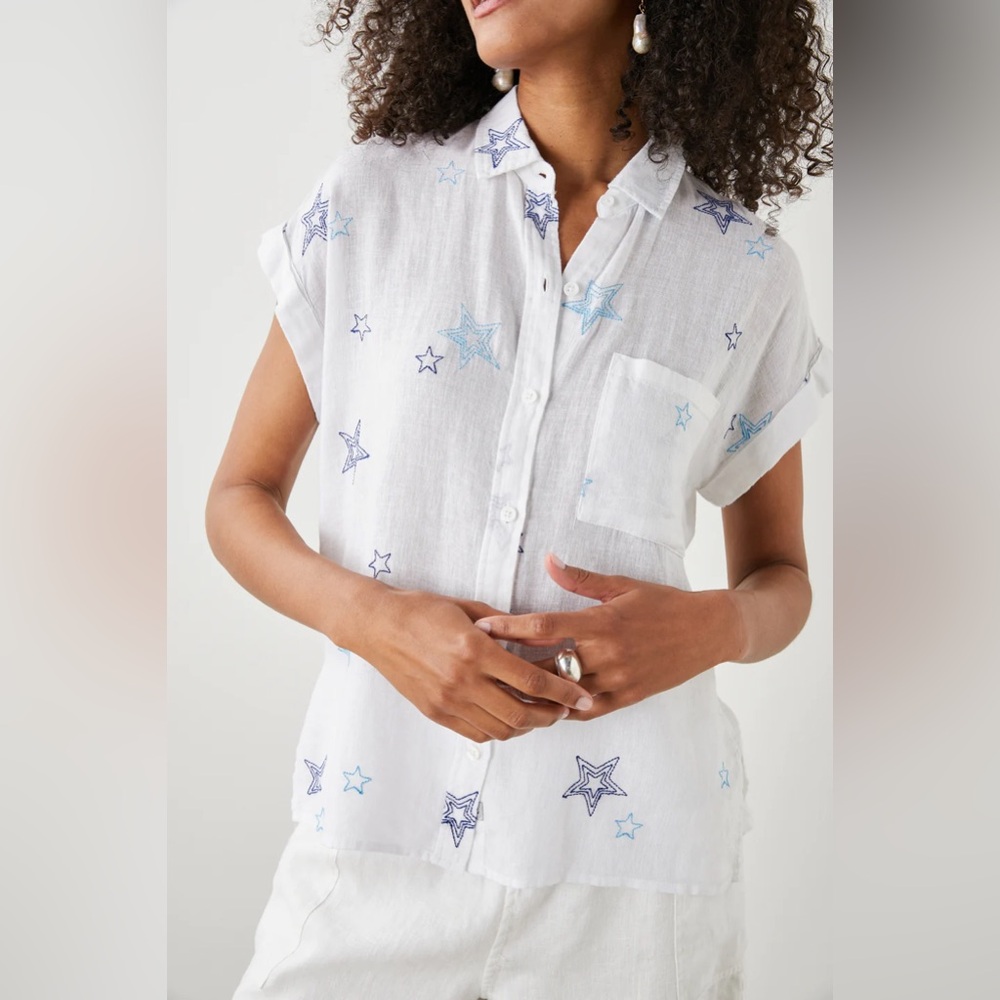 NWOT Rails Whitney Shirt
Navy Stitched Stars SizeS $168